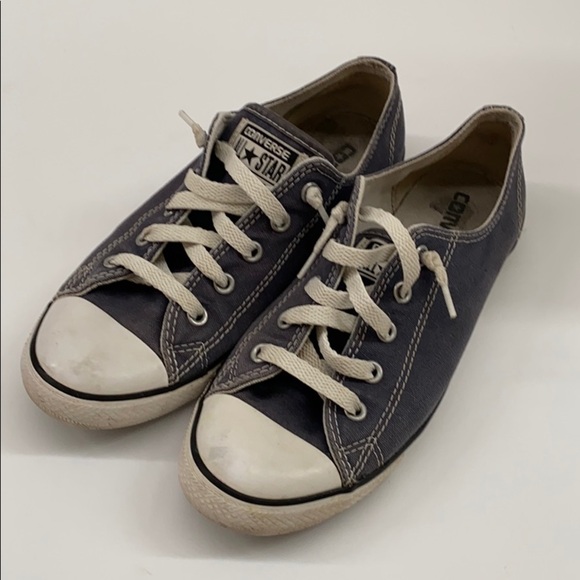 Converse Sneakers 7 - Picture 1 of 10